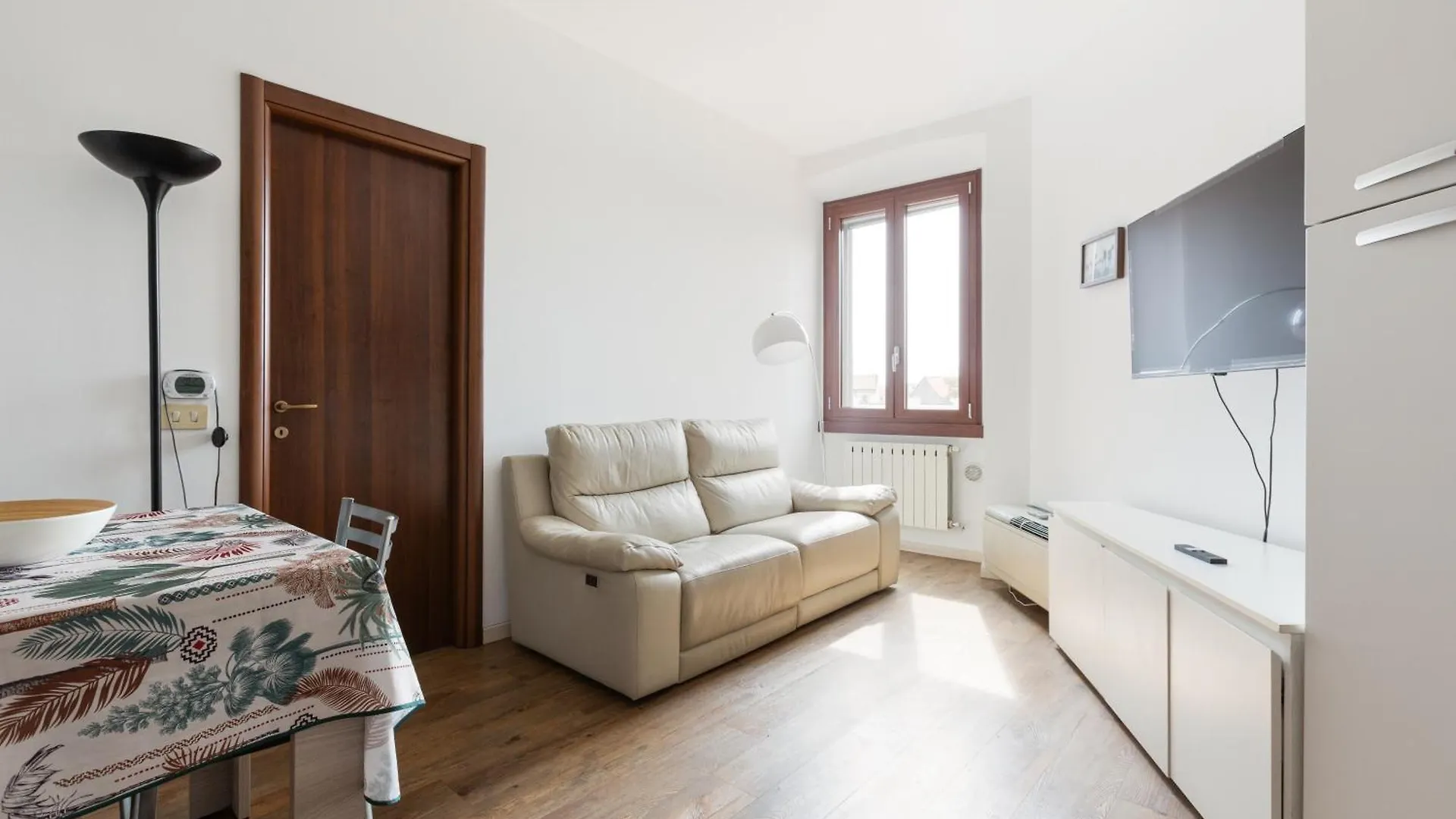 Apt Darsena Navigli - Porta Genova M2 밀라노